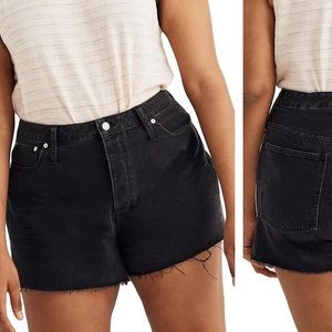 Madewell The Dadjean Denim Shorts in Lunar Wash